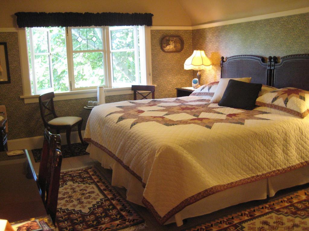 Point Grey Guest House Vancouver Zewnętrze zdjęcie